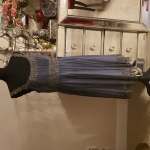 Adrianna Papell evening gorgeous beaded dress size 12